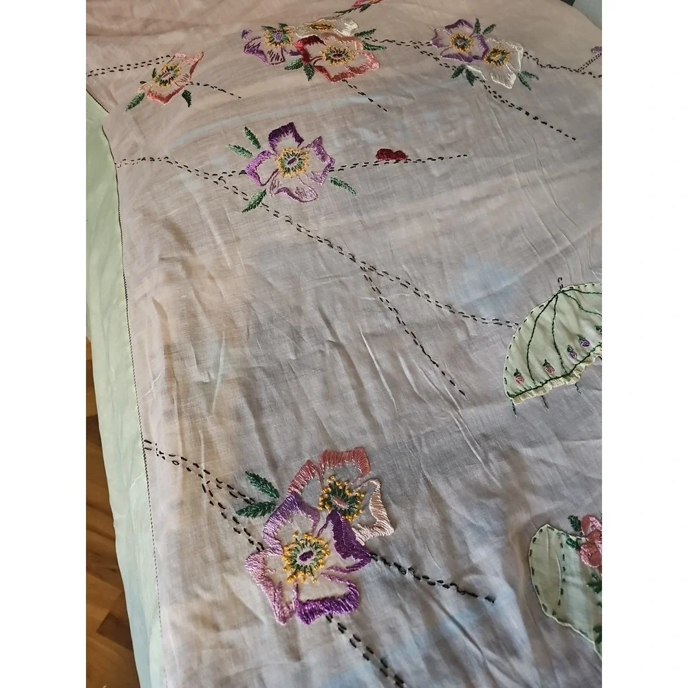 Antique 1800s Hand Embroidered Flower Bonnet‎ Girl RufflesCoverlet Bedspread